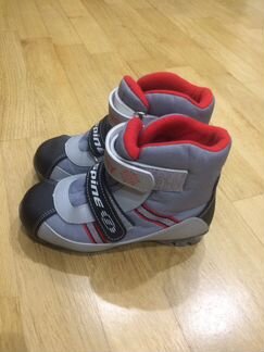 Ботинки для беговых лыж Spine