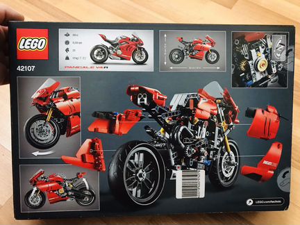 Lego Technic Ducati Panigale V4 R