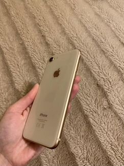 Телефон iPhone 8 64гб