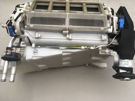 Toyota Land Cruiser 200 печка в сборе