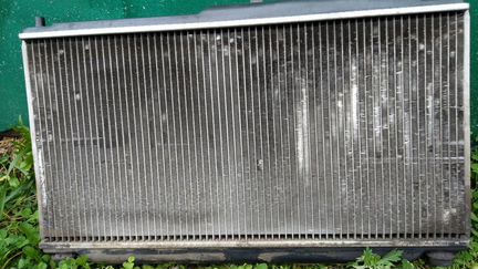 Радиатор двигателя б.у. Киа Сефия АКПП ок2А2