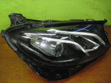 Фара Mercedes W213 W238 Мерседес в213