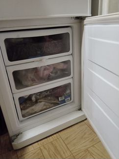 Холодильник бу lg