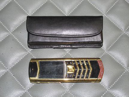 Кожаные чехлы для Vertu