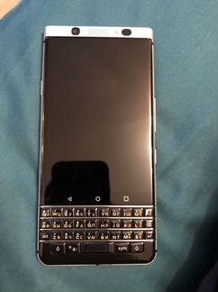 Телефон BlackBerry