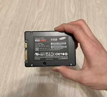 Жесткий диск /Твердотелый накопитель Samsung SSD 8
