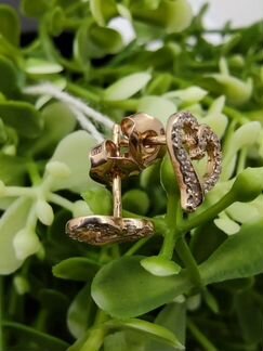 Золотые серьги