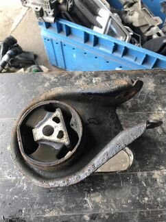 Опора кпп задняя Мазда 3 BK LF17 2008