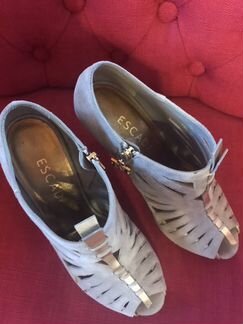 Ботильоны Escada новые