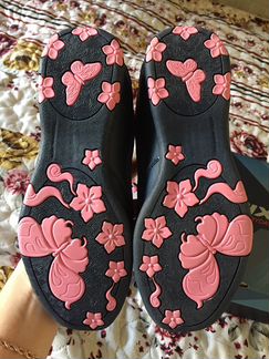 Кроссовки для девочки