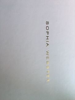 Коробкаsophia webster
