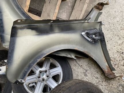 Крыло переднее правое Freelander 2