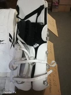 Щитки вратарские reebok premier SR