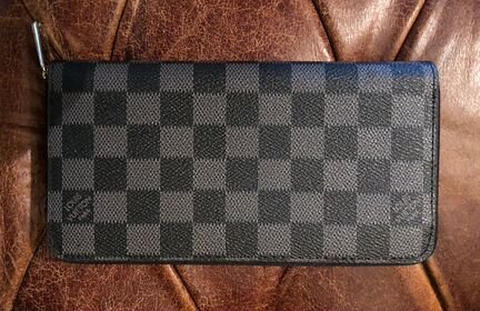 Клатч Louis Vuitton