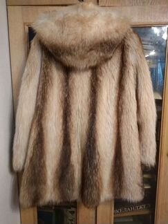 Шуба из рыжего енота