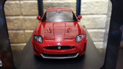 Jaguar xkr-s