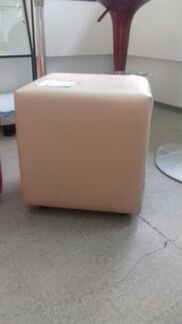 Пуфик из экокожи. Новый