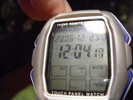 Часы электронные с тв пультом