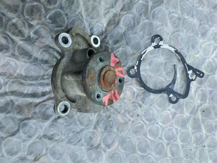 Помпа Ниссан Тиида