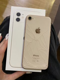 Телефон iPhone