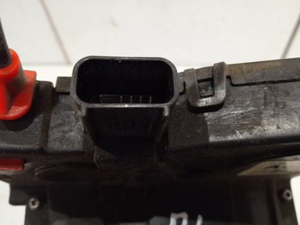 Замок двери передней левой Chevrolet Cobalt T250