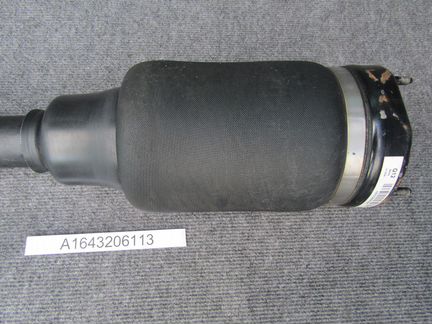 Амортизатор Передний Мерседес мл 164 a1643206113