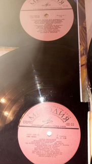 Пластинки много