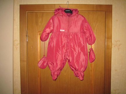 Стильный комбинезон для малышки Chicco