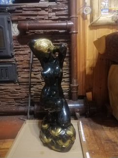 Статуэтка «женщина»